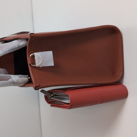 Coach CO971 + F48068 Leather Dempsey Tote & Clutch Wallet - Picture 5 of 16